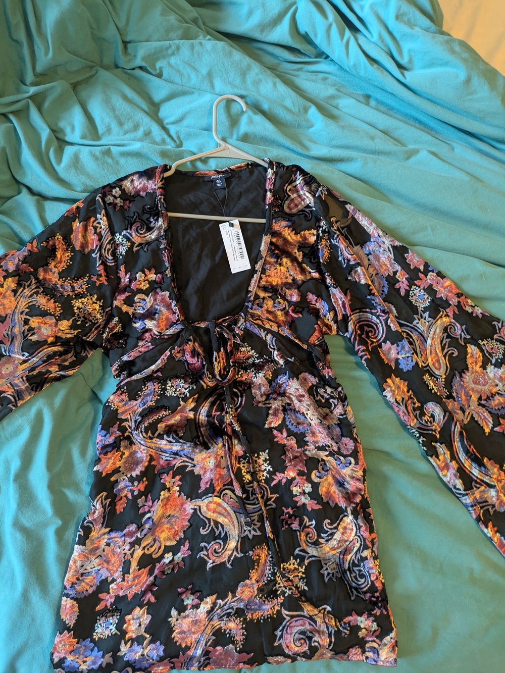 NWT Nasty Gal Floral Devore Extreme Sleeve Cut Out Mini Dress Size 4 - Picture 8 of 14